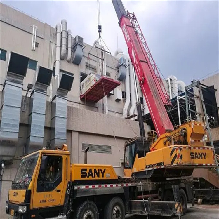 东英镇一百吨吊车吊臂多长